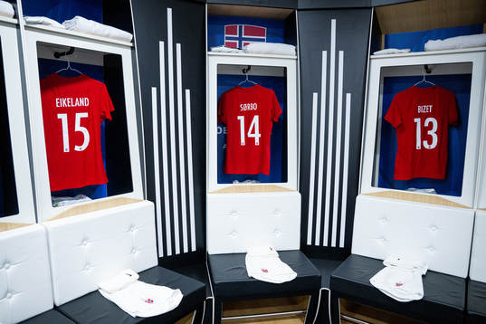 The kits of Amalie Eikeland, Thea Sørbo and Celin Bizet