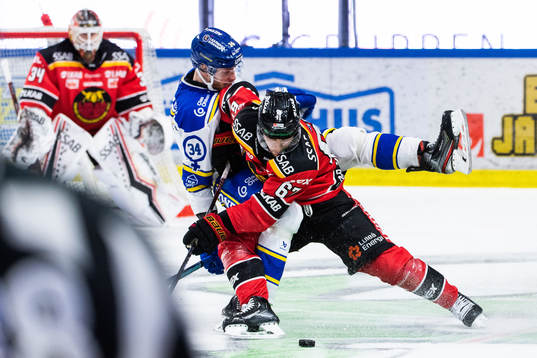 Leksands Peter Cehlarik och Luleås Konstantin Komarek