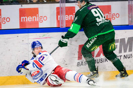 Oskarshamns Myles Powell och Färjestads Eric Engstrand