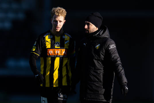 Häckens Samuel Gustafson och assisterande tränare Martin Foyston