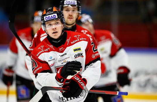 Örebros Linus Öberg jublar