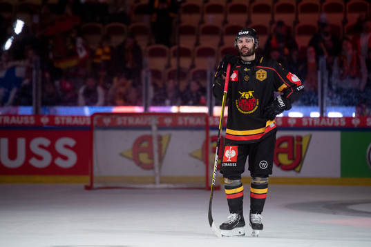 Luleås Linus Fröberg look dejected