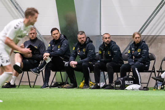 Elfsborgs målvaktstränare Linus Kandolin, assisterande tränare Christer Persson, manager Jimmy Thelin, assisterande tränare Emir Bajrami och sjukgymnast Tania Nilsson