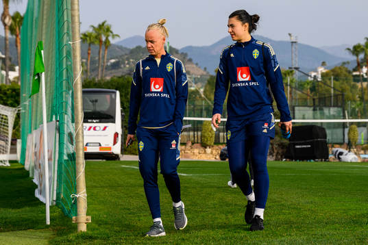 Caroline Seger and goalkeeper Zecira Musovic ahead of a training session with the women's national football team of Sweden on February 19, 2023 in Marbella. 
