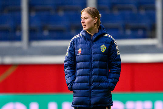 Goalkeeper Tove Enblom walks the pitch ahead of for the women's international friendly football match between Germany and Sweden on February 21, 2023 in Duisburg. 
