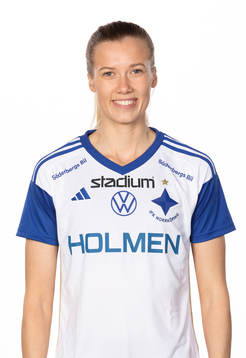 Norrköpings Ebba Handfast poserar för ett porträtt den 22 februari 2023 i Norrköping.