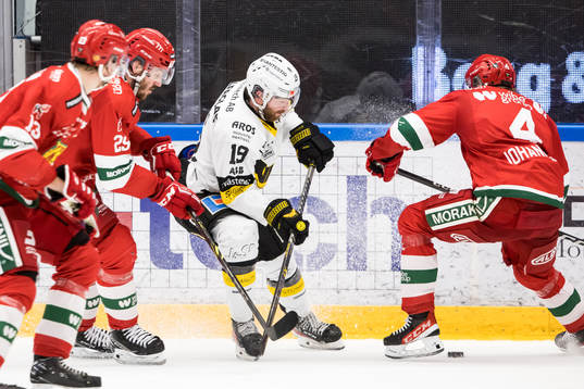 Västerås Blake Speers och Moras Johan Persson och