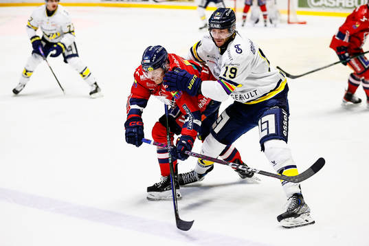 Linköpings Markus Ljungh och HV71s Sam Vigneault