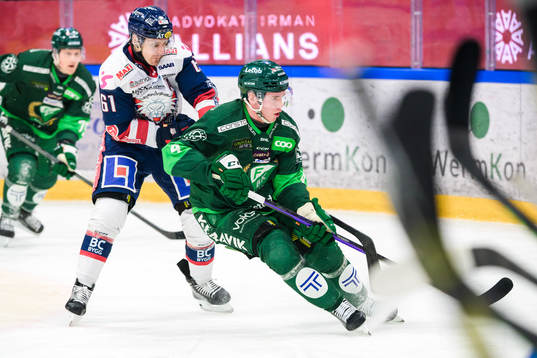 Linköpings Markus Ljungh och Färjestads Oscar Lawner