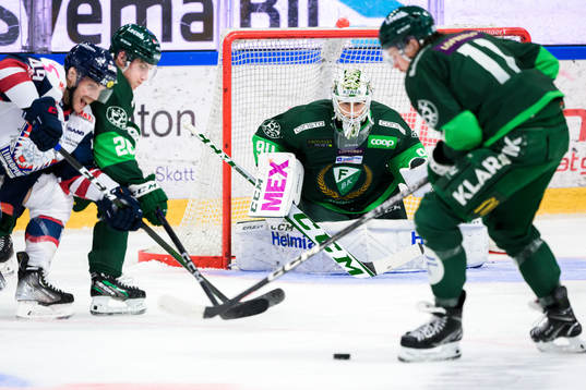 Färjestads målvakt Matthew Tomkins