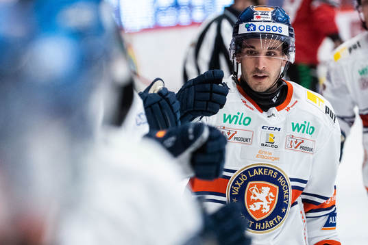 Växjös Jayden Halbgewachs jublar