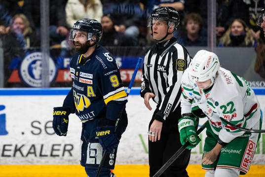HV71s Taylor Matson får matchstraff
