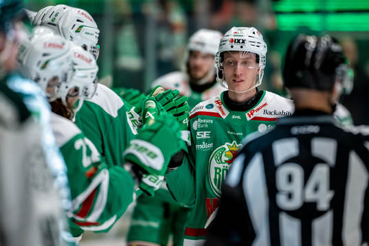 Rögles Oliver Tärnström jublar