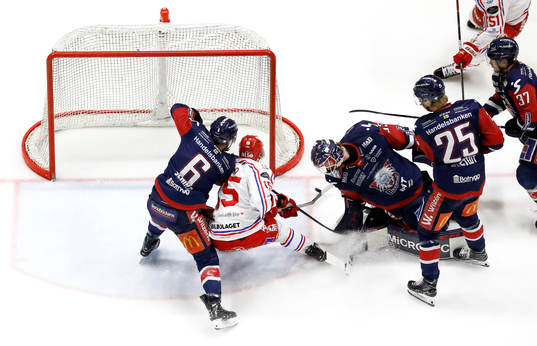 Mål 0-1 av Timrås Panu Mieho förbi Linköpings målvakt