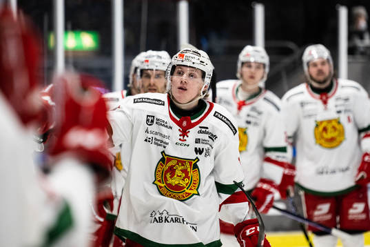 Moras Filip Björkman jublar