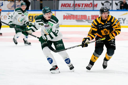 Färjestads Daniel Viksten och Skellefteås Filip Sandberg