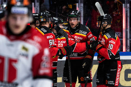 Luleås Oscar Engsund jublar