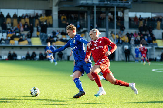 IFK Göteborgs Sebastian Hausner och IFK Norrköpings Arnor Sigurdsson
