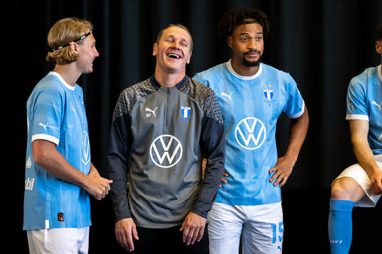 Malmö FFs Sebastian Nanasi, assisterande tränare Nikola Trajkovic och Joseph Ceesay