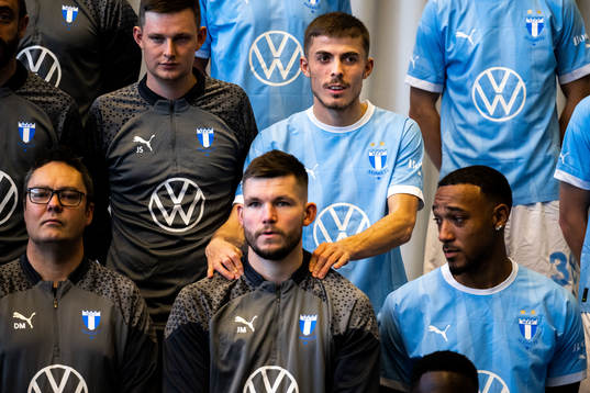 Malmö FFs Fystränare Mark Read och Patriot Sejdiu 