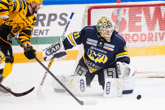 HV71s målvakt Joni Ortio