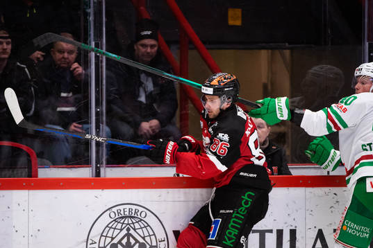 Örebros Mathias Bromé och Rögles Oskar Stål-Lyrenäs