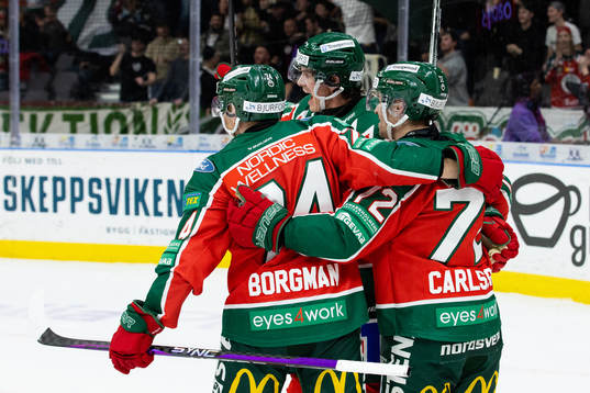 Frölundas Loui Eriksson jublar med lagkamrater