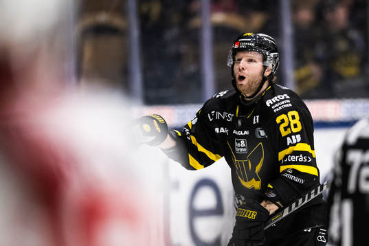 Västerås Lukas Zetterberg jublar