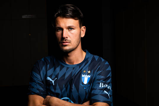Malmö FF presenterar Stefano Vecchia som ny spelare