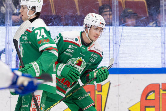 Rögles William Wallinder jublar