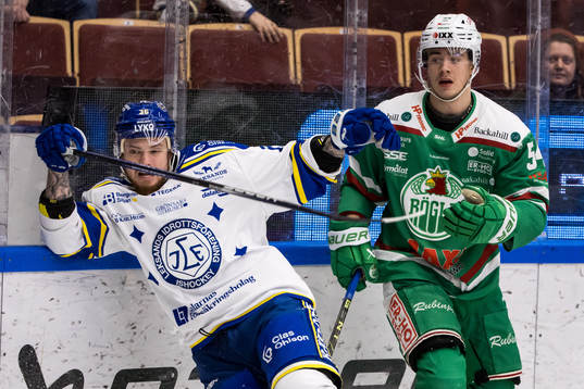 Leksands Lucas Elvenes och Rögles William Wallinder