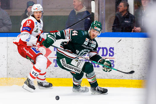 Västerviks Anton Schagerberg och Tingsryds Jonatan Harju