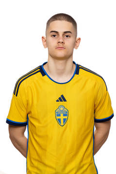 Erik Nilsson i P16-landslaget poserar för porträtt den 14 mars 2023 i Stockholm. 