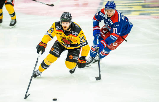 Luleås Brendan Shinnimin och Oskarshamns Antti Suomela