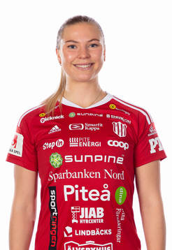 Piteås Ellen Löfqvist poserar för ett porträtt den 14 mars 2023 i Piteå.