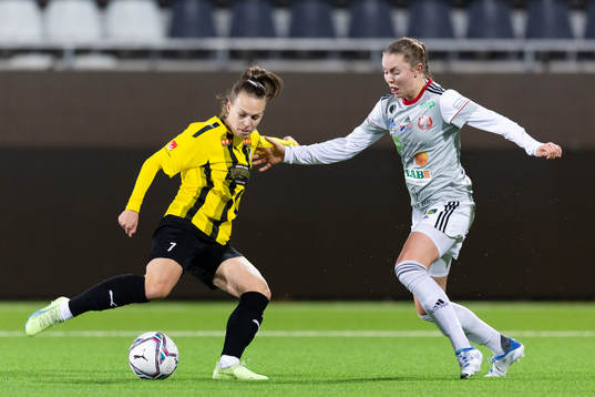 Häckens Dora Zeller och Lidköpings Emma Gabrielsson
