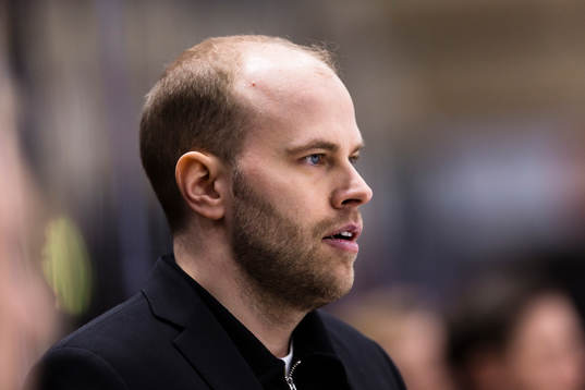 Brynäs tränare Filip Eriksson