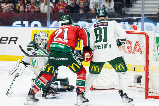 Frölundas Loui Eriksson gör 3-2 bakom Färjestads