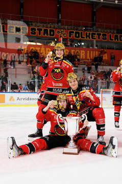 Luleås Daniela Pejsova, Anna Kjellbin och Jenna