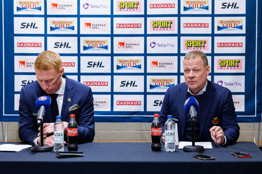 Växjös tränare Jörgen Jönsson och Luleås assisterande