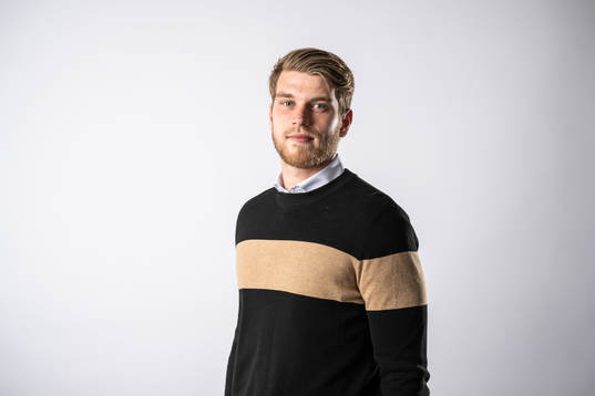 Marcus Mathisen, Sirius, poserar för ett porträtt