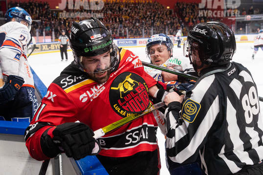Luleås Linus Fröberg och Växjös Joel Kellman