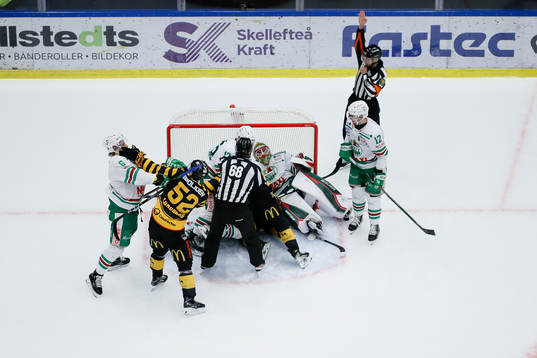 Rögles Tony Sund och Skellefteå AIKs Arvid Lundberg