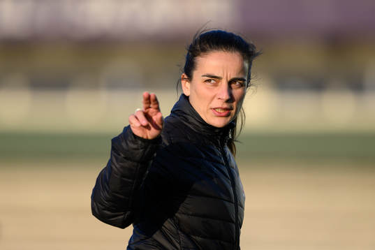 FC Rosengårds tränare Renee Slegers innan fotbollsmatchen i Damallsvenskan mellan FC Rosengård och Piteå den 24 mars 2023 i Malmö. 