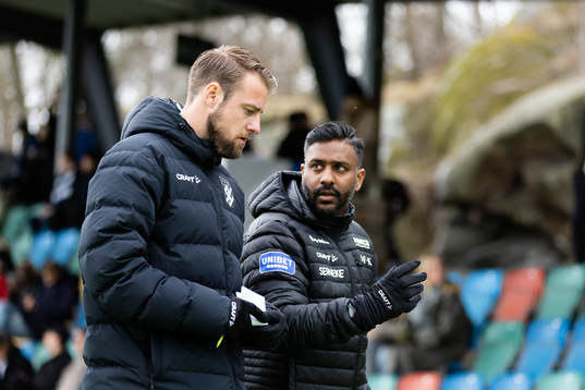IFK Göteborgs tränare William Lundin och tränare Alexander Tengryd