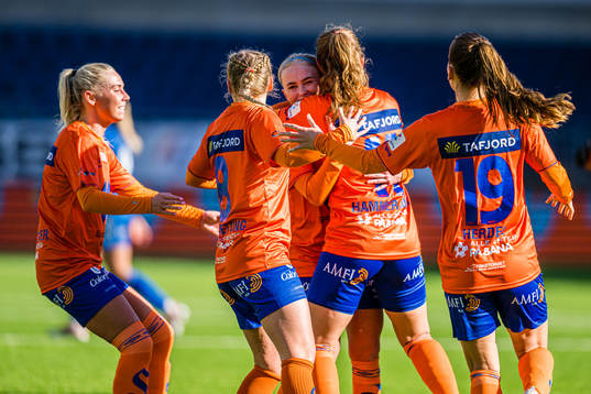 Caylon Mason Mcmillan of AaFK Fortuna celebrates after scoring the 2-3 goal