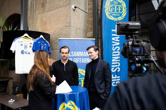 Sundsvalls Pontus Engblom och tränare Douglas Jakobsen