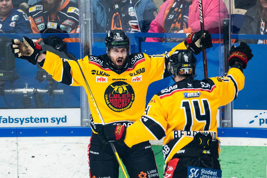 Luleås Niklas Olausson jublar
