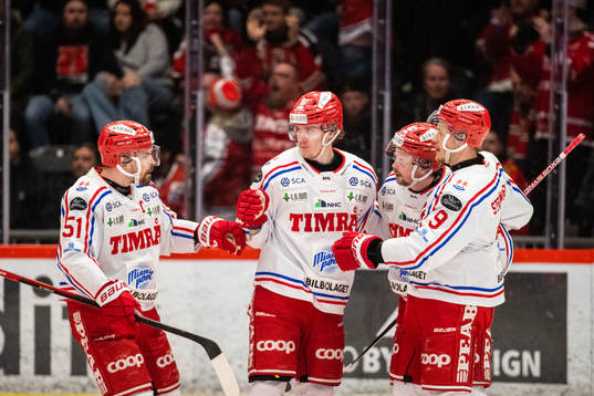 Timrås Jakob Stenqvist jublar