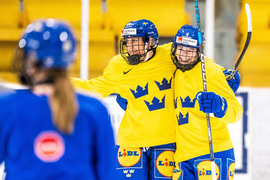 Hanna Olsson and Linnéa Andersson of Sweden celebrate at a